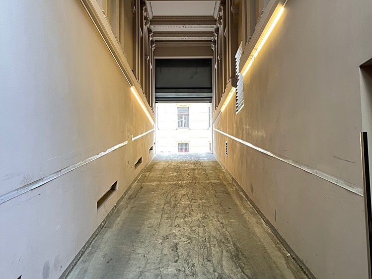 Pronájem garážového stání 11 m² - foto 4