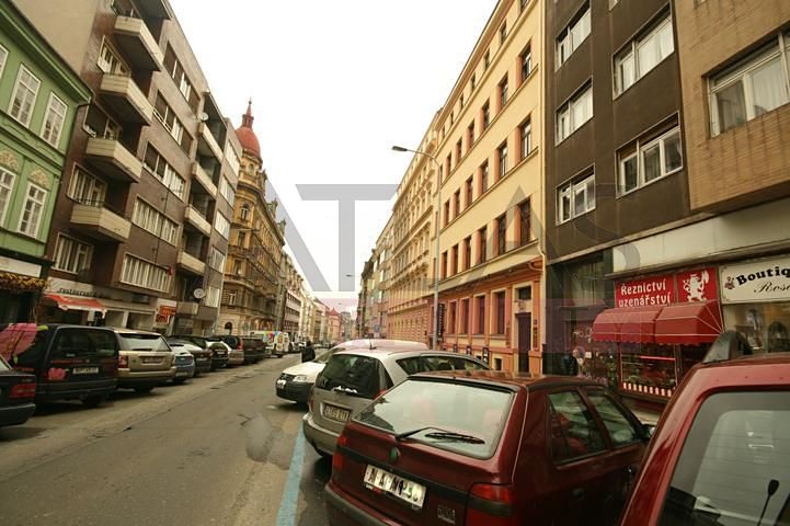 Pronájem garáže 15 m² - foto 4