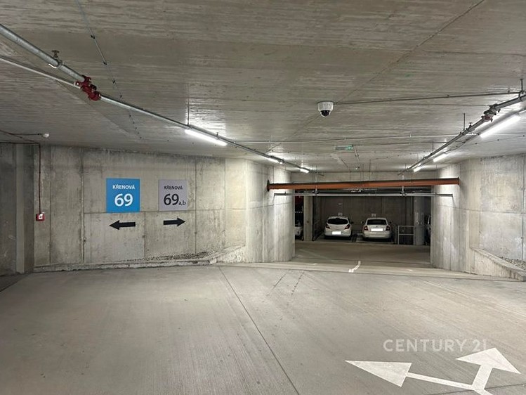 Pronájem garážového stání 14 m² - foto 5