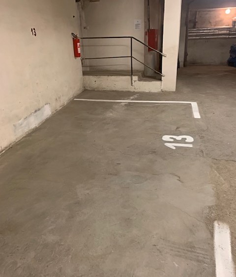 Pronájem garážového stání 11 m² - foto 4