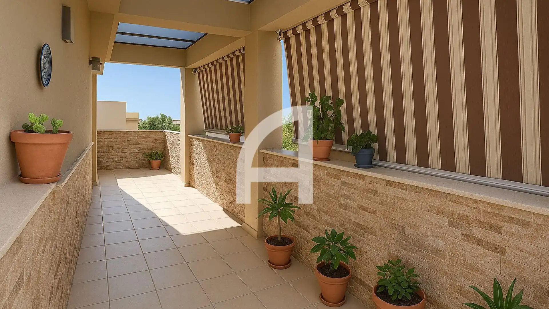 Espectacular ático en venta con terraza de 85m2, que da toda la vuelta a la vivienda. Tiene orientación suroeste con vis - foto 1