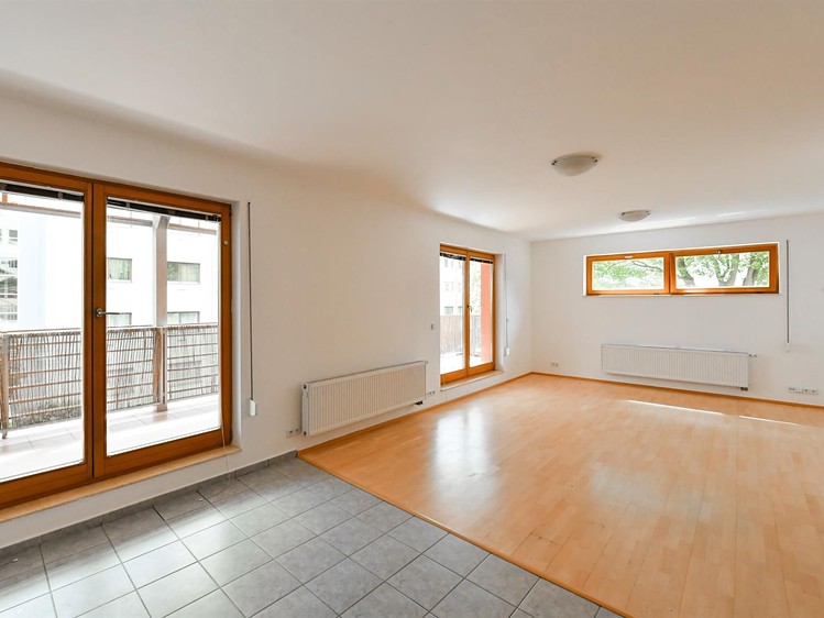 Prodej bytu 3+kk 88 m² - foto 2