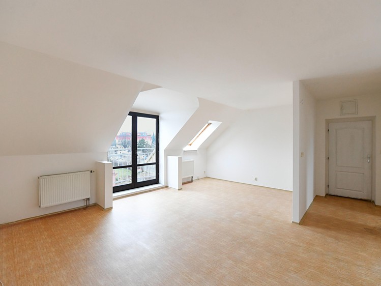 Prodej bytu 4+1 172 m² - foto 3