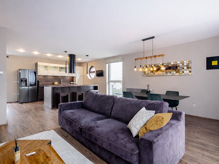 Prodej bytu 3+kk 102 m² (Jednopodlažní) - foto 3