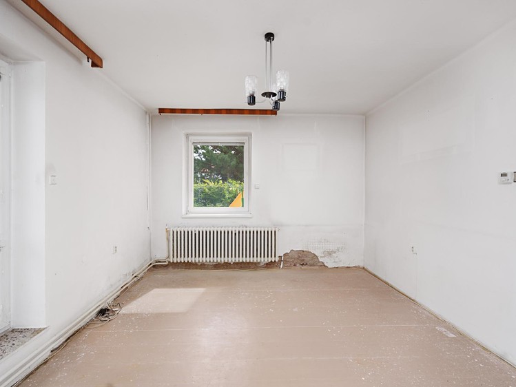 Prodej bytu atypické 100 m² (Jednopodlažní) - foto 2