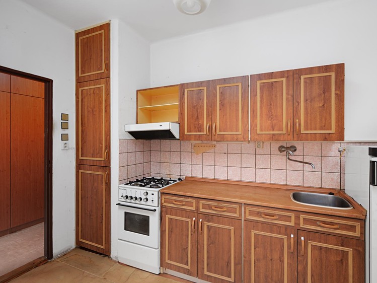Prodej bytu atypické 100 m² (Jednopodlažní) - foto 3
