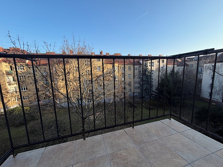 Prodej bytu 1+kk 37 m² (Jednopodlažní) - foto 4