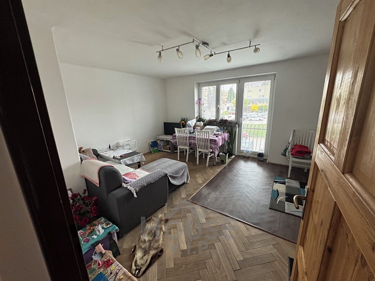 Prodej bytu 3+kk 63 m² (Jednopodlažní) - foto 1