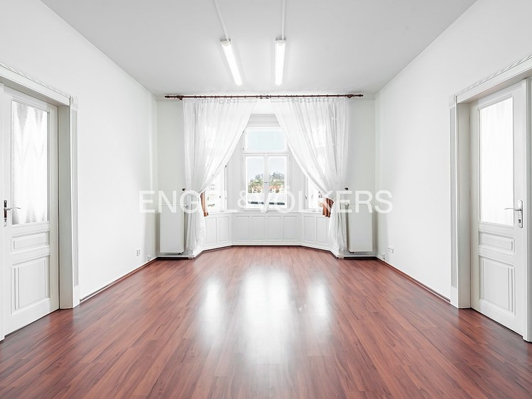 Prodej bytu 4+1 143 m² - foto 1