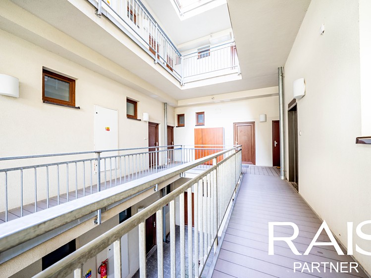Prodej bytu 1+kk 30 m² (Jednopodlažní) - foto 7