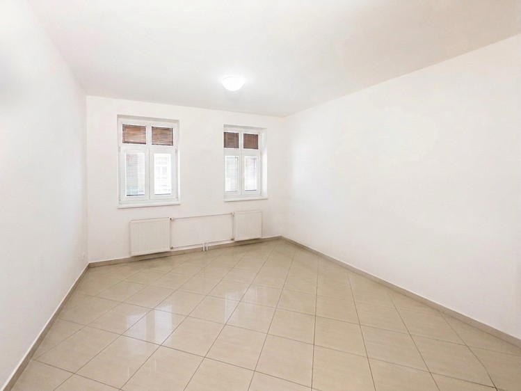 Prodej bytu 1+kk 31 m² (Jednopodlažní) - foto 3