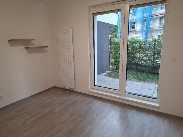 Prodej bytu 3+kk 71 m² - foto 3