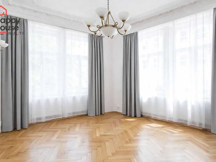 Prodej bytu 2+1 65 m² - foto 1