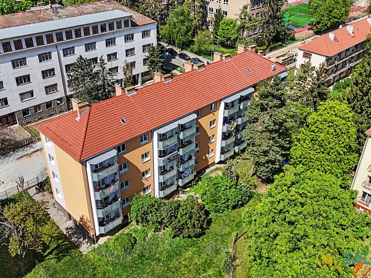 Prodej bytu 2+1 57 m² - foto 2