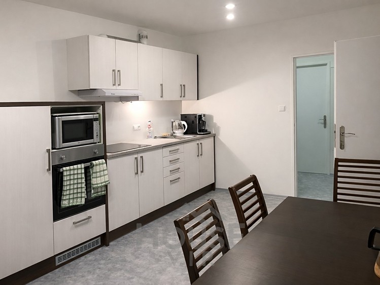 Prodej bytu 4+1 74 m² (Jednopodlažní) - foto 3
