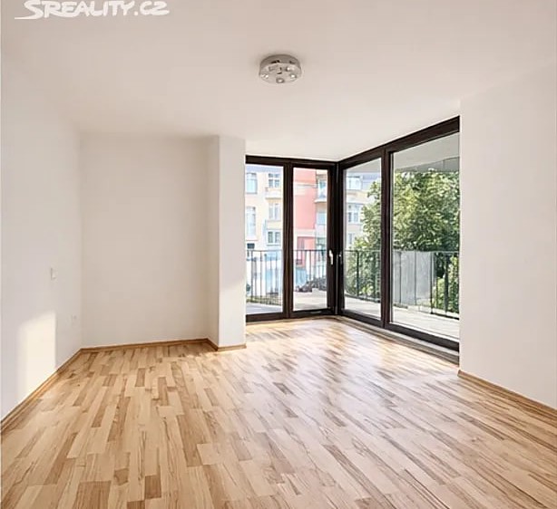 Prodej bytu 2+kk 58 m² - foto 3