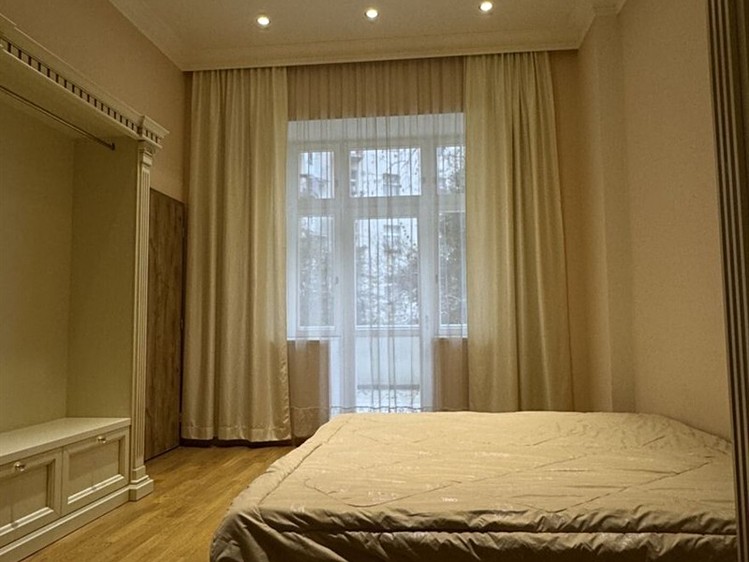 Prodej bytu 2+kk 138 m² - foto 1