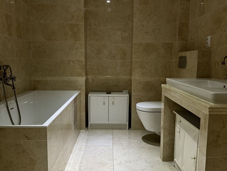 Prodej bytu 2+kk 138 m² - foto 4
