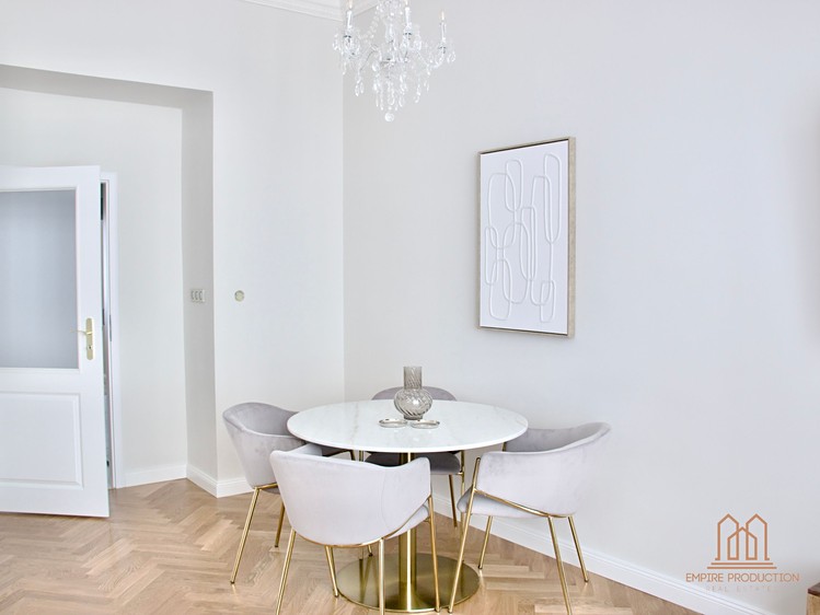 Prodej bytu 2+kk 52 m² (Jednopodlažní) - foto 2
