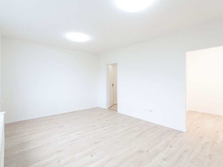 Prodej bytu 4+kk 84 m² (Jednopodlažní) - foto 3