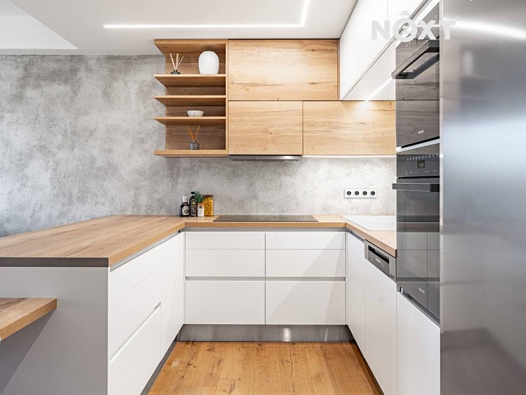 Prodej bytu 3+kk 114 m² (Jednopodlažní) - foto 1