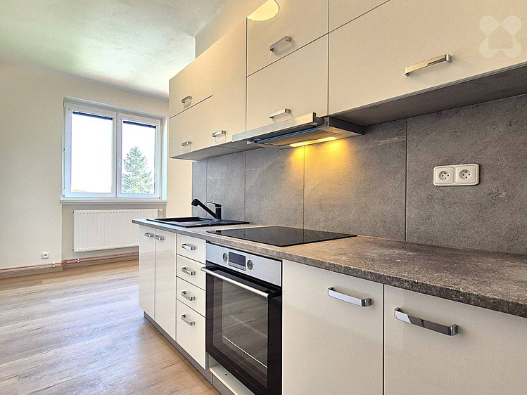 Prodej bytu 3+1 83 m² - foto 1