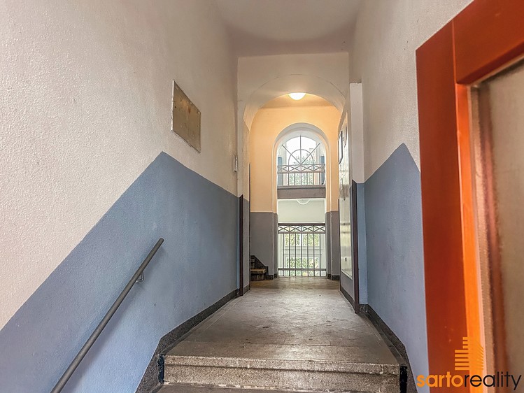 Prodej bytu atypické 77 m² (Podkrovní) - foto 4