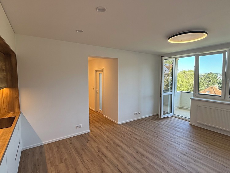 Prodej bytu 3+kk 82 m² - foto 2