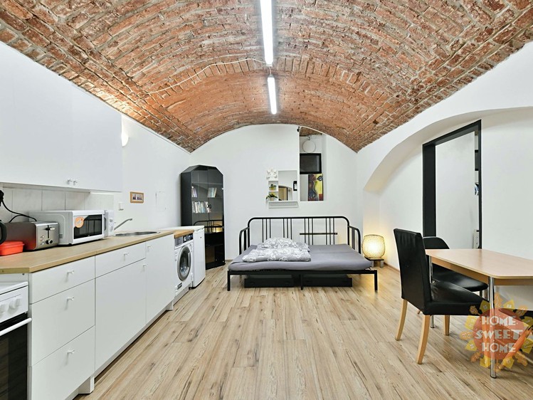 Prodej bytu atypické 83 m² - foto 3