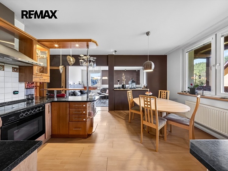 Prodej bytu 4+kk 95 m² (Mezonet) - foto 3