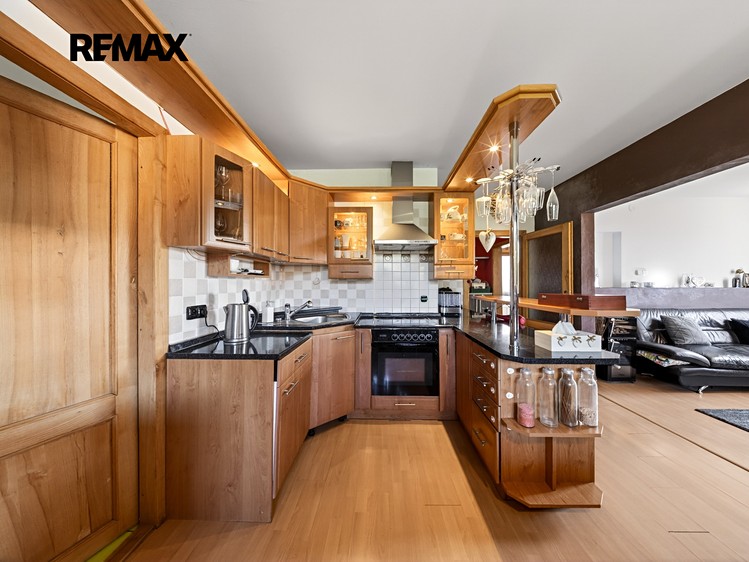 Prodej bytu 4+kk 95 m² (Mezonet) - foto 2