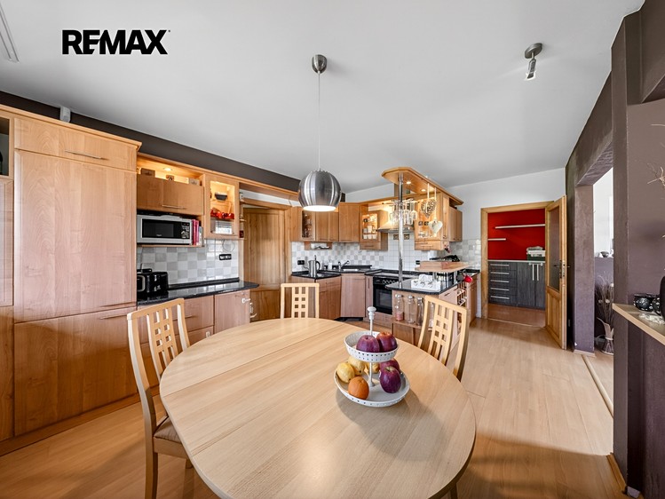 Prodej bytu 4+kk 95 m² (Mezonet) - foto 7