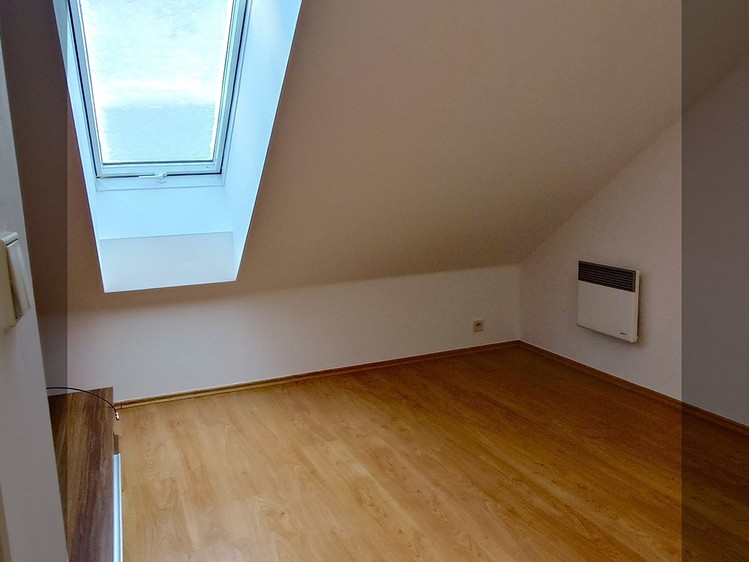 Prodej bytu 2+kk 61 m² (Podkrovní) - foto 7