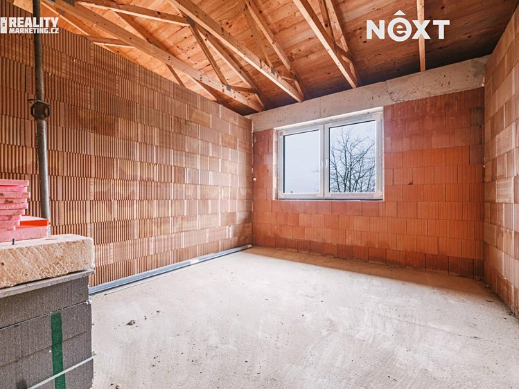 Prodej bytu 2+kk 56 m² (Podkrovní) - foto 3