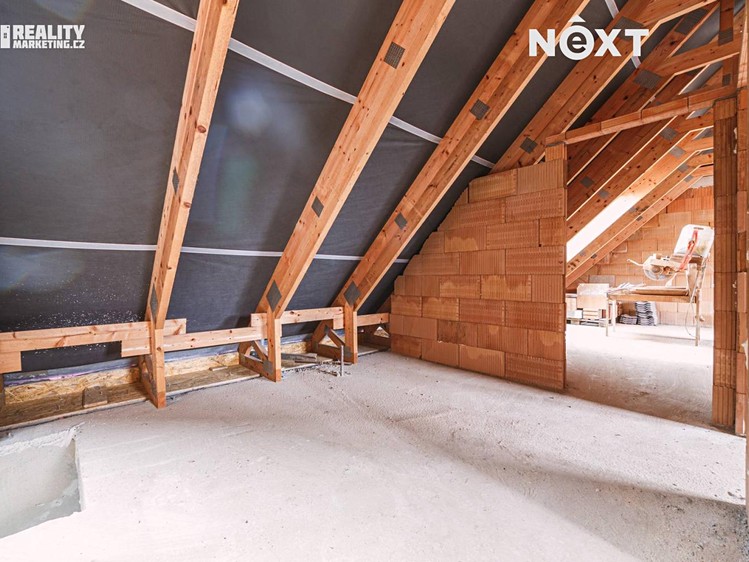 Prodej bytu 2+kk 56 m² (Podkrovní) - foto 5