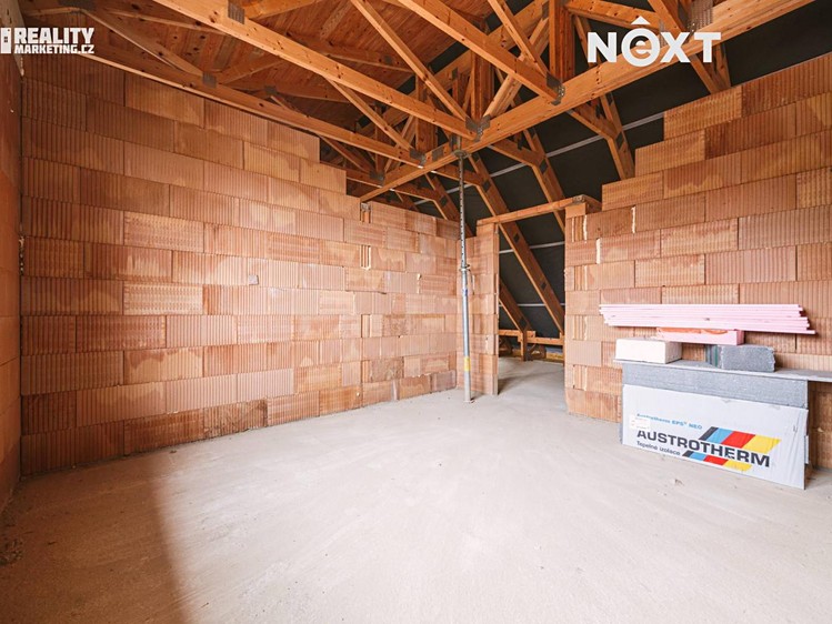 Prodej bytu 2+kk 56 m² (Podkrovní) - foto 8