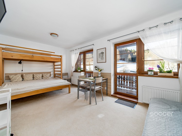 Prodej bytu 1+kk 37 m² - foto 1