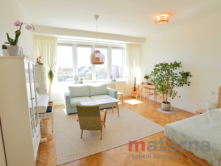 Prodej bytu 2+1 82 m² - foto 1