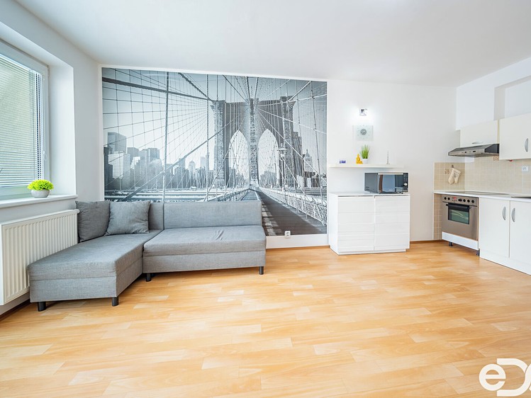 Prodej bytu 3+kk 71 m² - foto 2