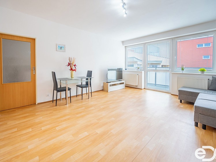Prodej bytu 3+kk 71 m² - foto 5