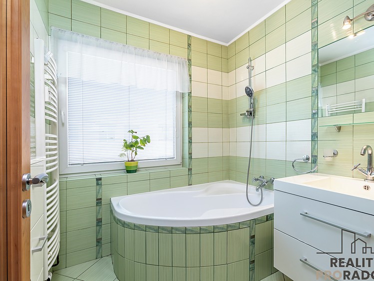 Prodej bytu 3+kk 71 m² - foto 4
