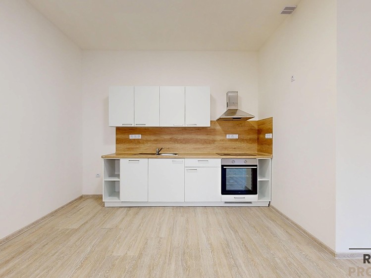 Prodej bytu 2+kk 80 m² (Jednopodlažní) - foto 2
