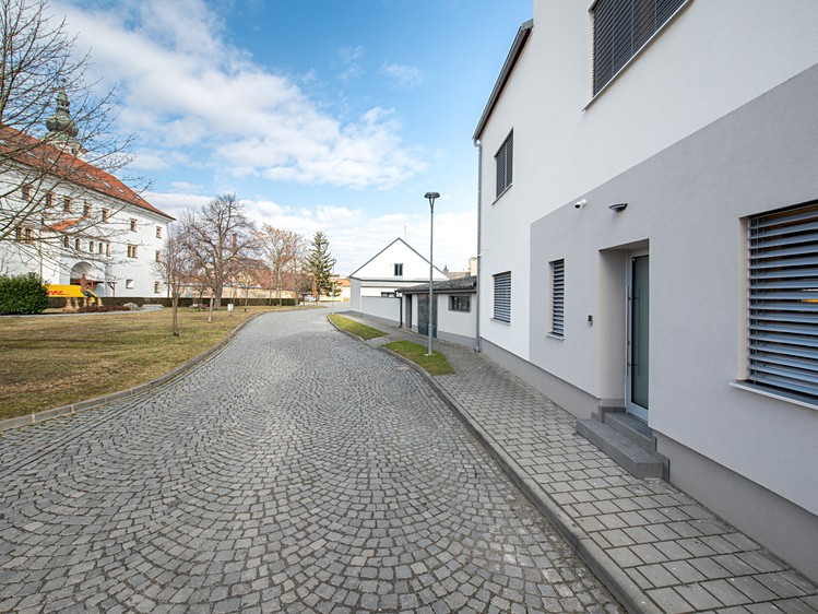 Prodej bytu 5+kk 96 m² (Jednopodlažní) - foto 4