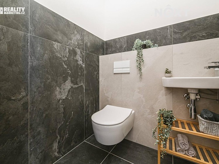 Prodej bytu 3+kk 71 m² (Jednopodlažní) - foto 8