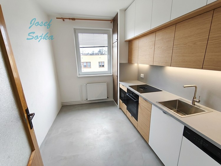 Prodej bytu 3+1 72 m² (Jednopodlažní) - foto 2