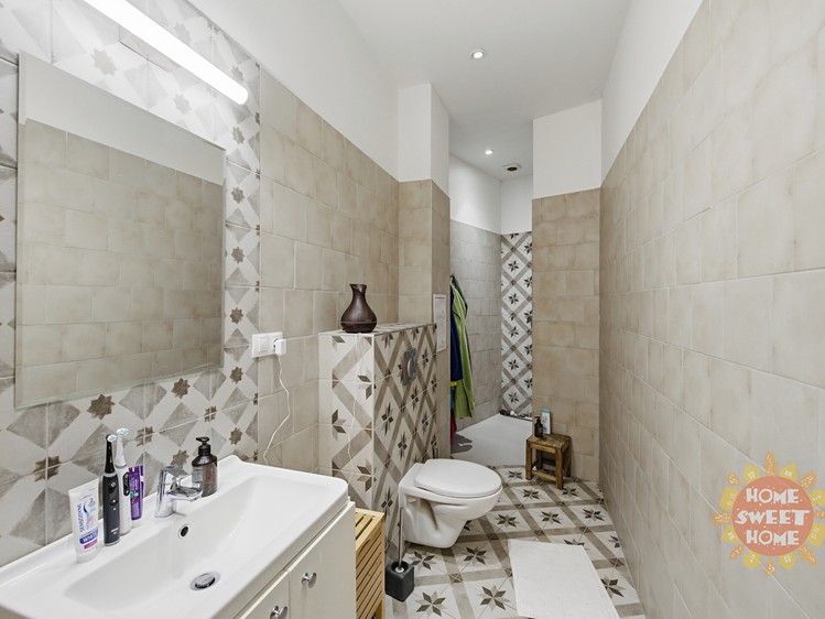 Prodej bytu 2+1 89 m² (Jednopodlažní) - foto 7