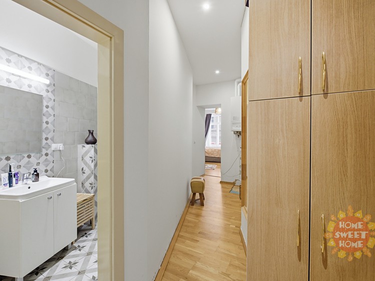 Prodej bytu 2+1 89 m² (Jednopodlažní) - foto 6