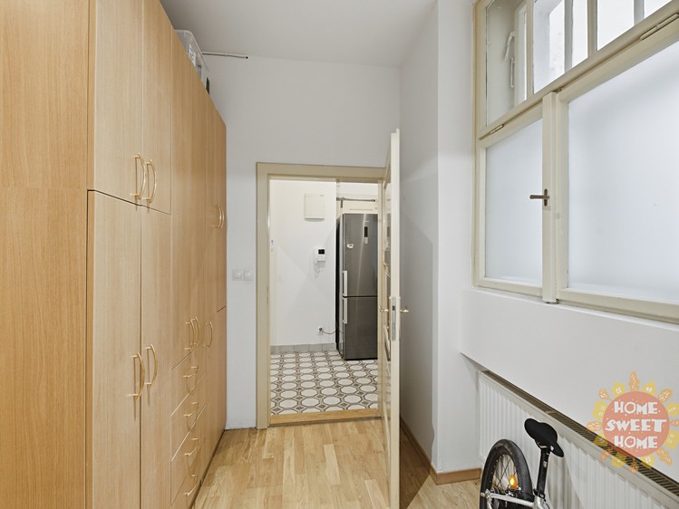 Prodej bytu 2+1 89 m² (Jednopodlažní) - foto 8