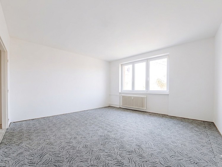 Prodej bytu 1+1 37 m² - foto 1