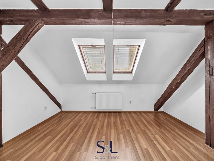 Prodej bytu 3+1 76 m² (Podkrovní) - foto 8